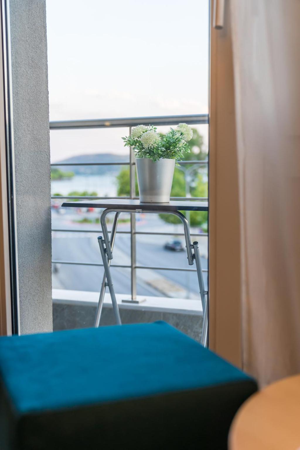 Corner House Apartment Kastoria Bagian luar foto